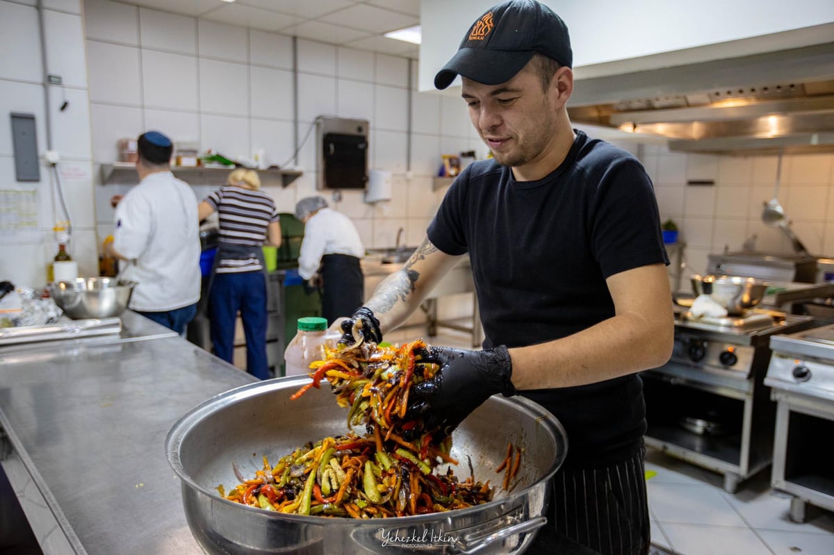 כאלף חסידים יתפללו במדינה המוסלמית • צפו בגלריה