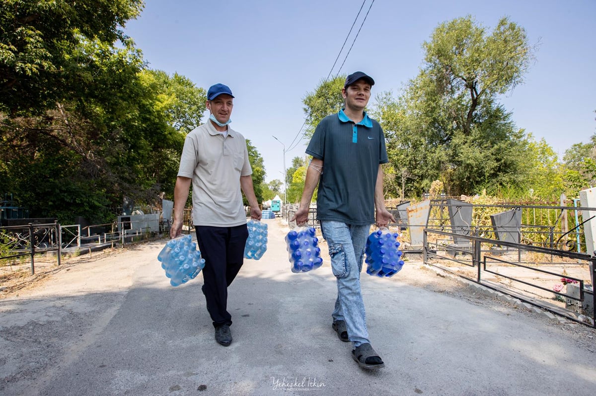 כאלף חסידים יתפללו במדינה המוסלמית • צפו בגלריה