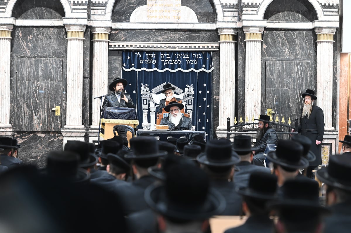 בראשות האדמו"ר: בצאנז פתחו את זמן אלול