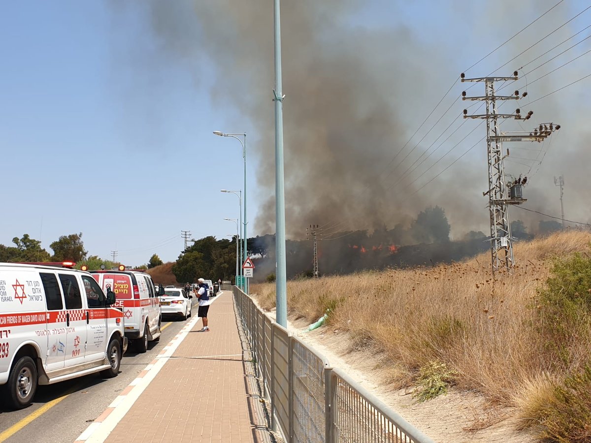 שלוש רקטות שוגרו מלבנון - שתיים נפלו בצפון; צה"ל מגיב