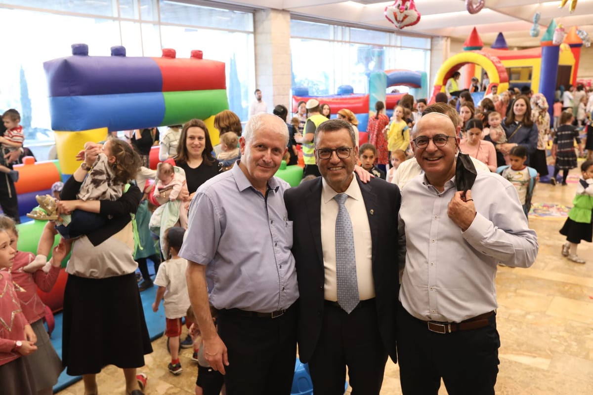 יעקב נחומי ביקר ב"עולים לירושלים" וחזר עם גלרית "בין הזמנים" מרהיבה