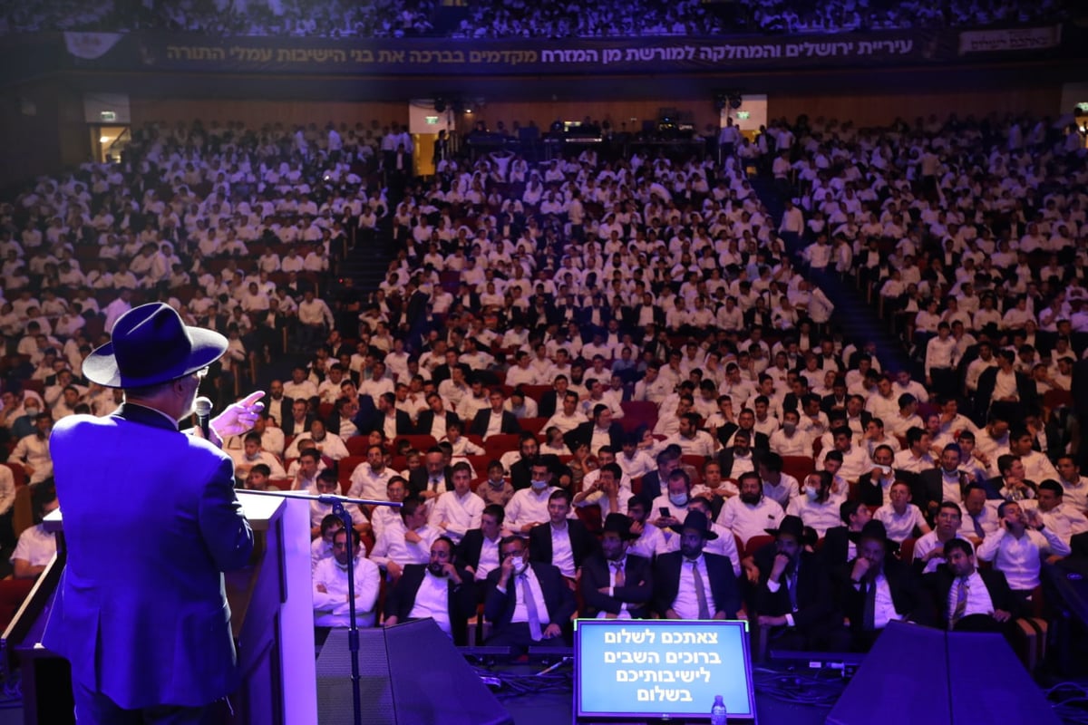 3,500 בני ישיבות בשירת "עוצו עצה"; צפו