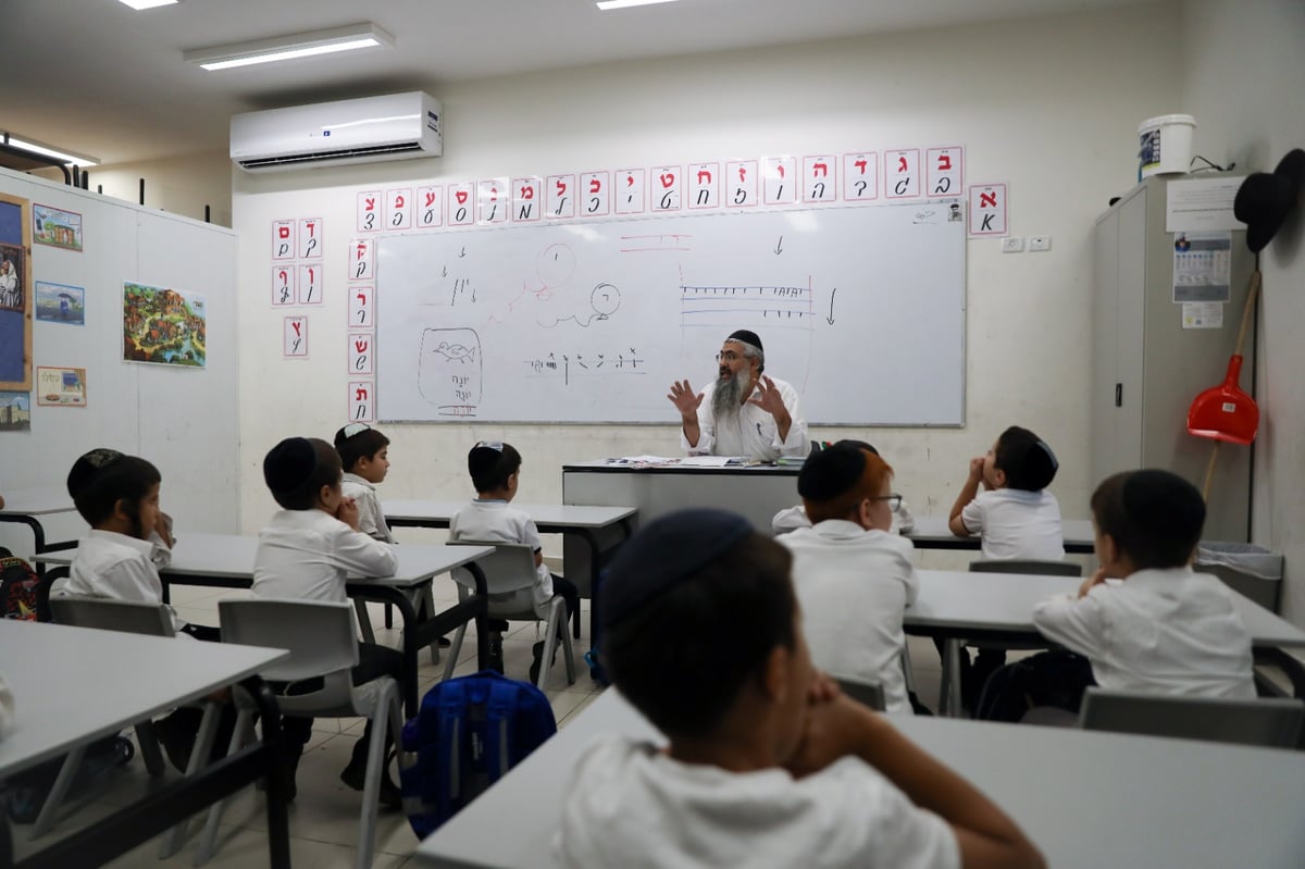 דרעי וליאון פתחו את שנת הלימודים בת"ת 'לחם הביכורים'