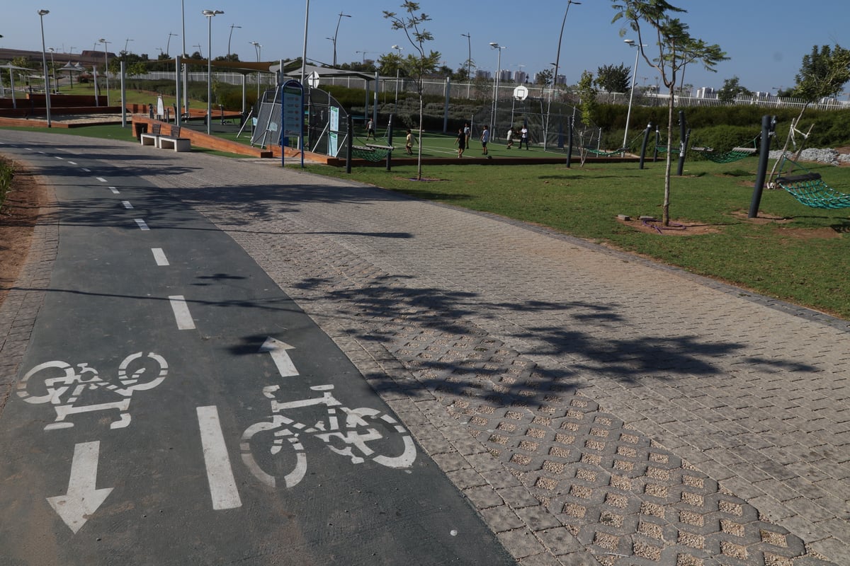 תיעוד קיצי מ"פארק האגם" בעיר הדרומית