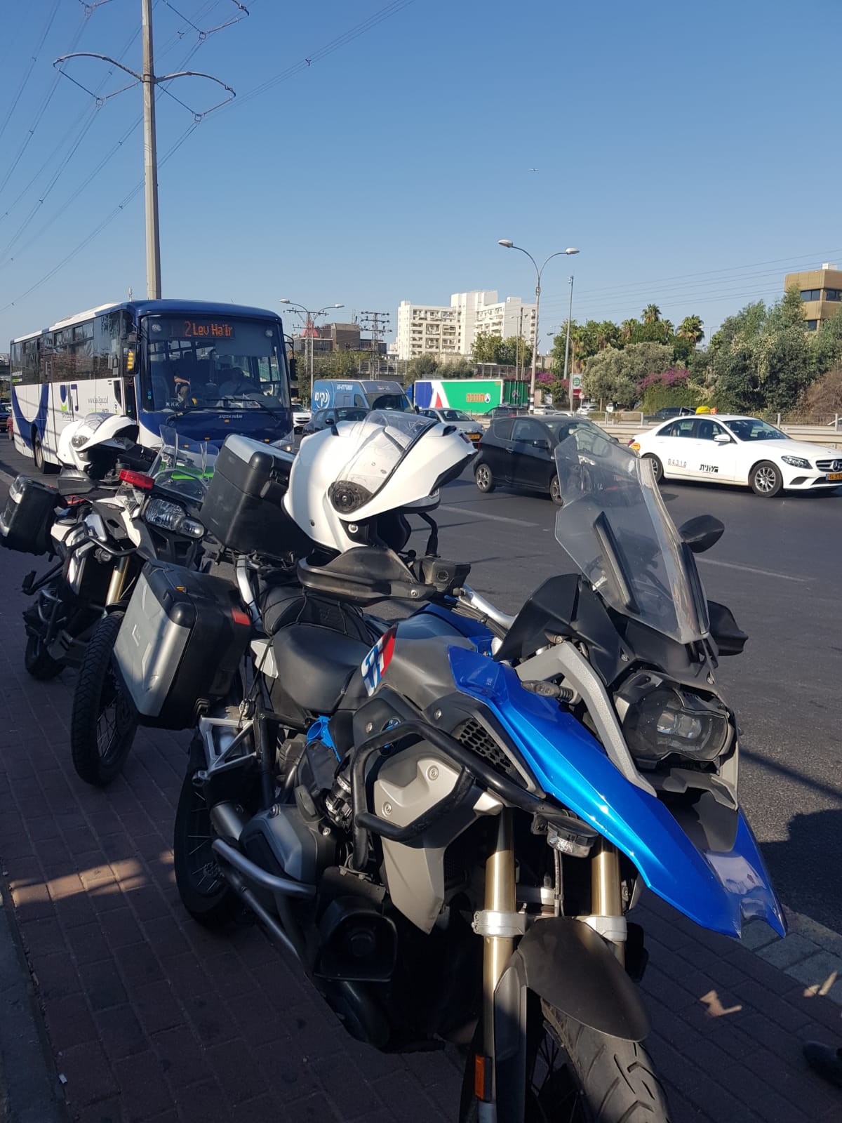 כך אכפו השוטרים הנחיות בבני ברק • צפו