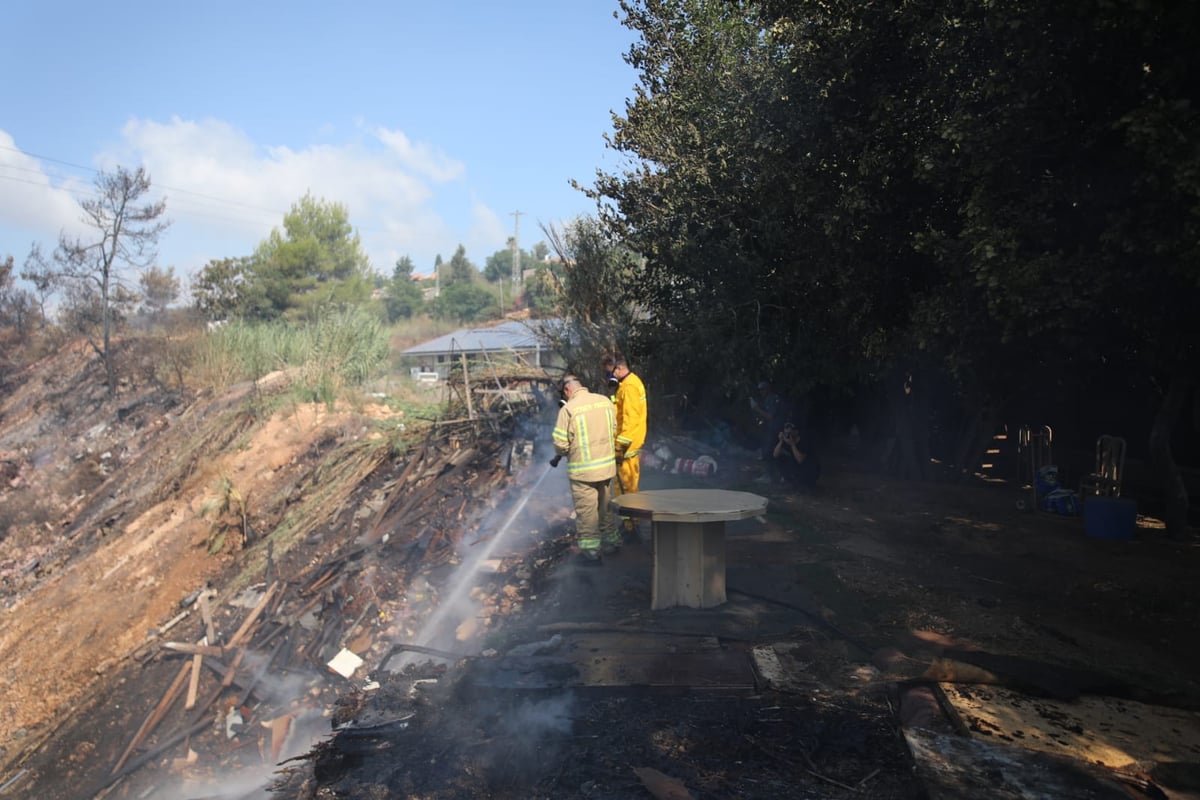 כך לוחמי האש נלחמים בלהבות הענק; צפו