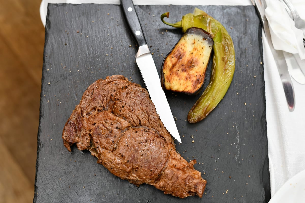 לא לבעלי לב חלש: ערב טעימות יין ומסע בשרים