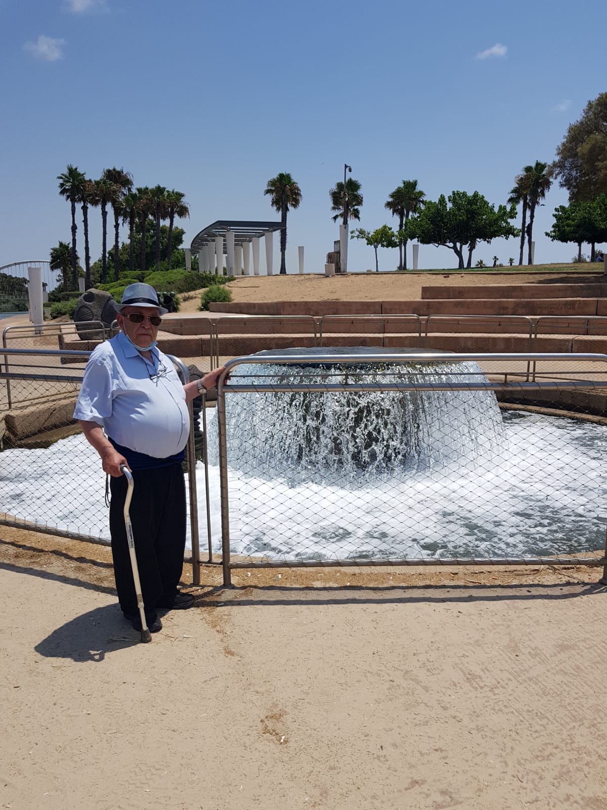 הרב פ.ח. רבי הי"ו יליד אפגניסטן