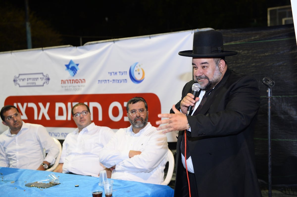 נגד השר כהנא: כינוס חירום של משגיחי כשרות