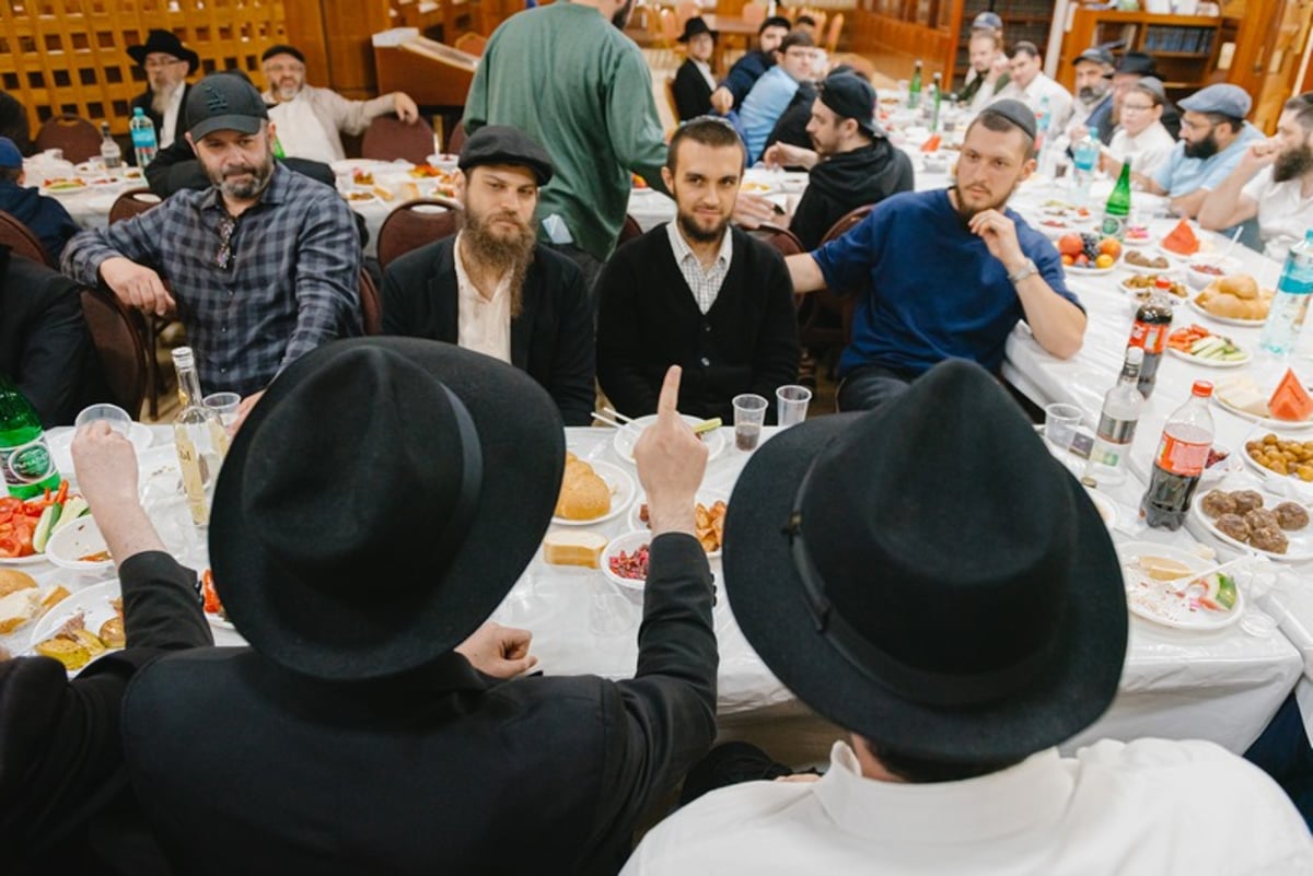 סליחות במוצאי מנוחה בבירת רוסיה • תיעוד