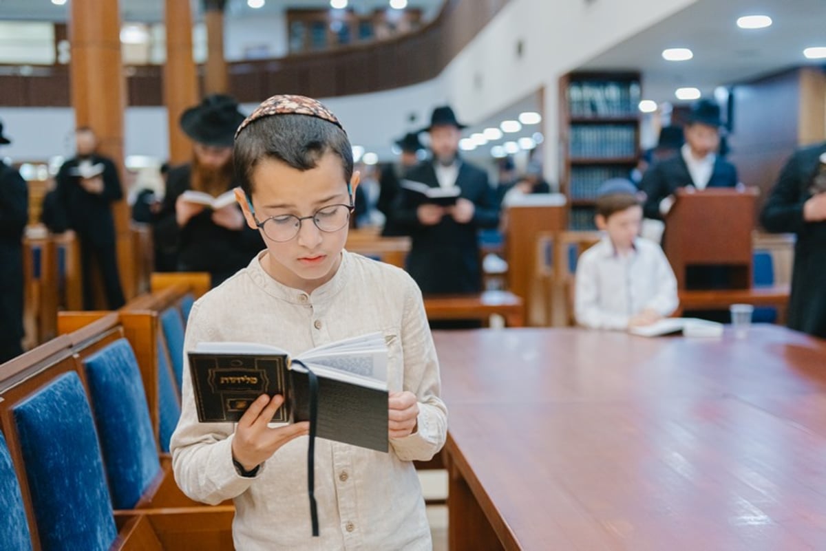 סליחות במוצאי מנוחה בבירת רוסיה • תיעוד