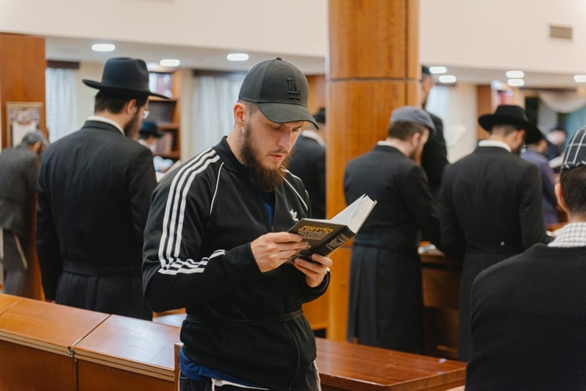 סליחות במוצאי מנוחה בבירת רוסיה • תיעוד