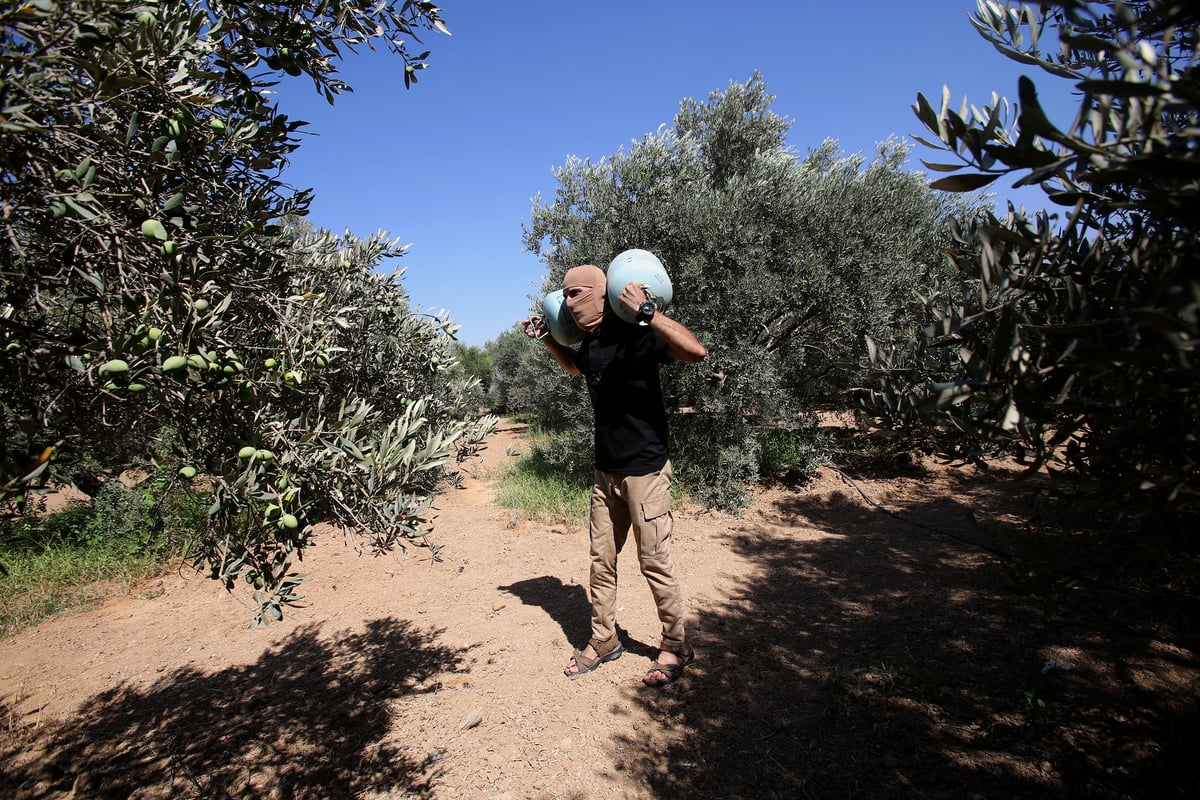 החמאס הפריח עשרות בלוני דמה ואיים; "תתכונן לגיהנום"