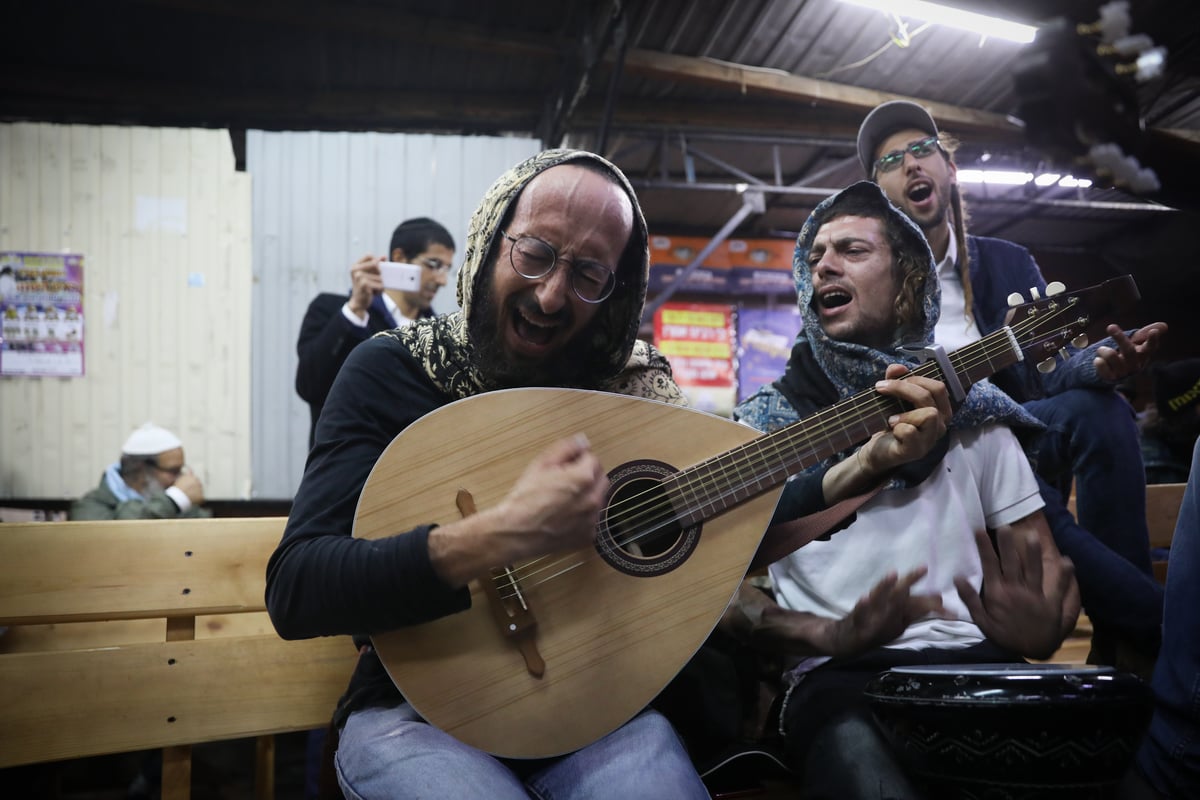 "אומן ראש השנה" ב-61 תמונות • צפו