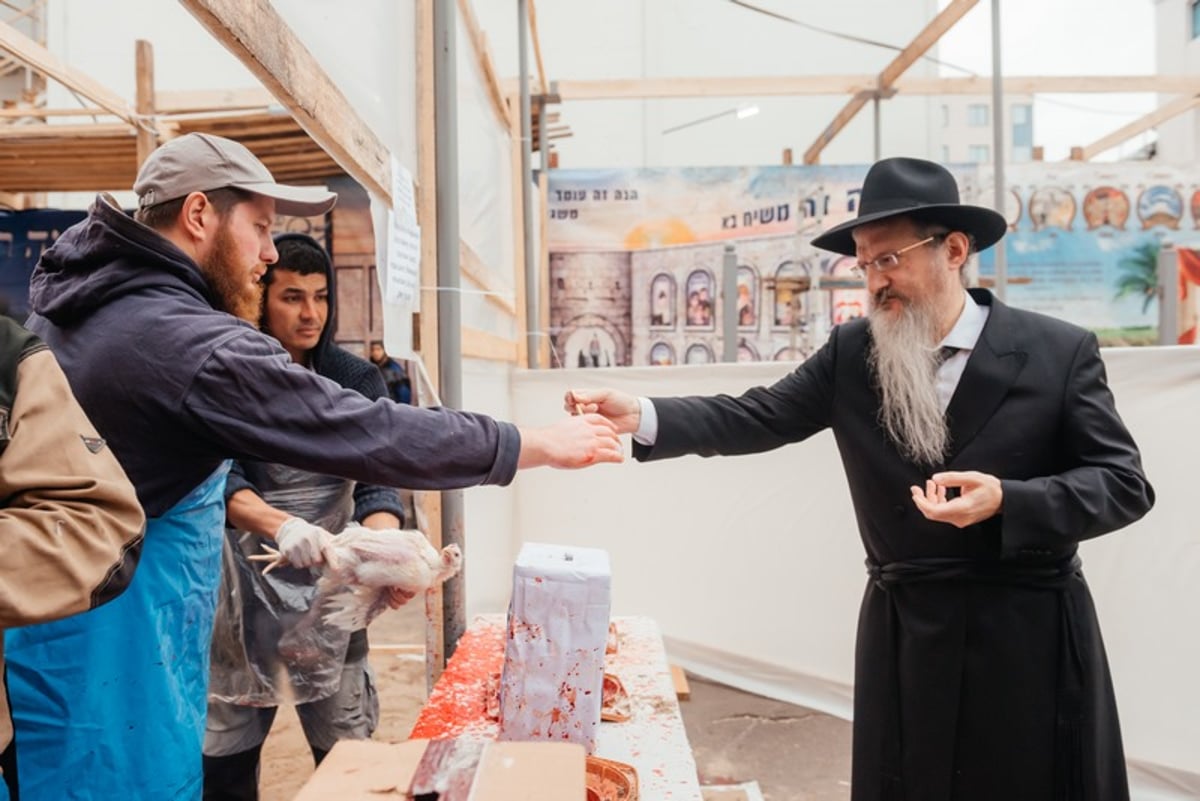 צפו: כך מתכוננים במוסקבה ליום הקדוש