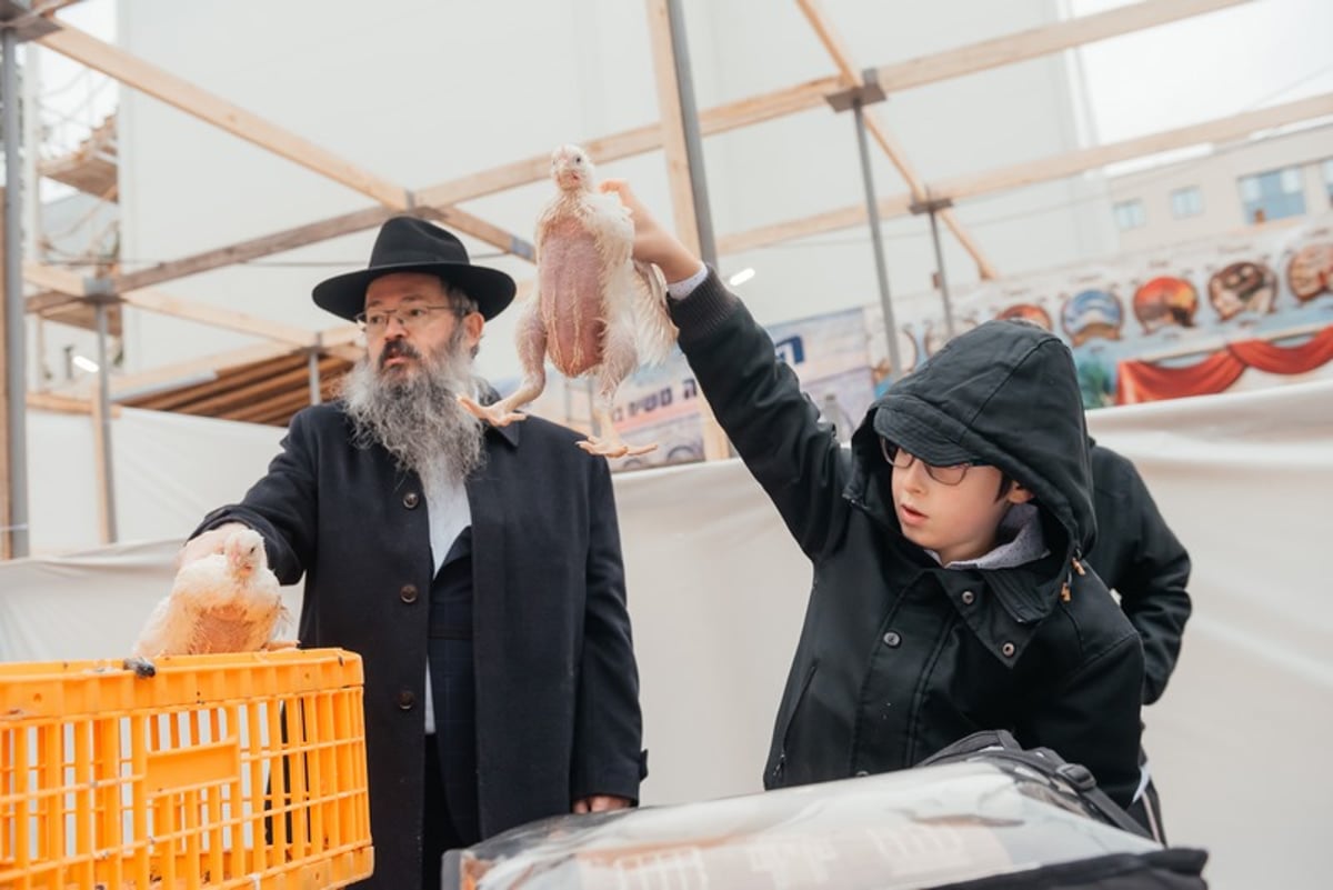 צפו: כך מתכוננים במוסקבה ליום הקדוש