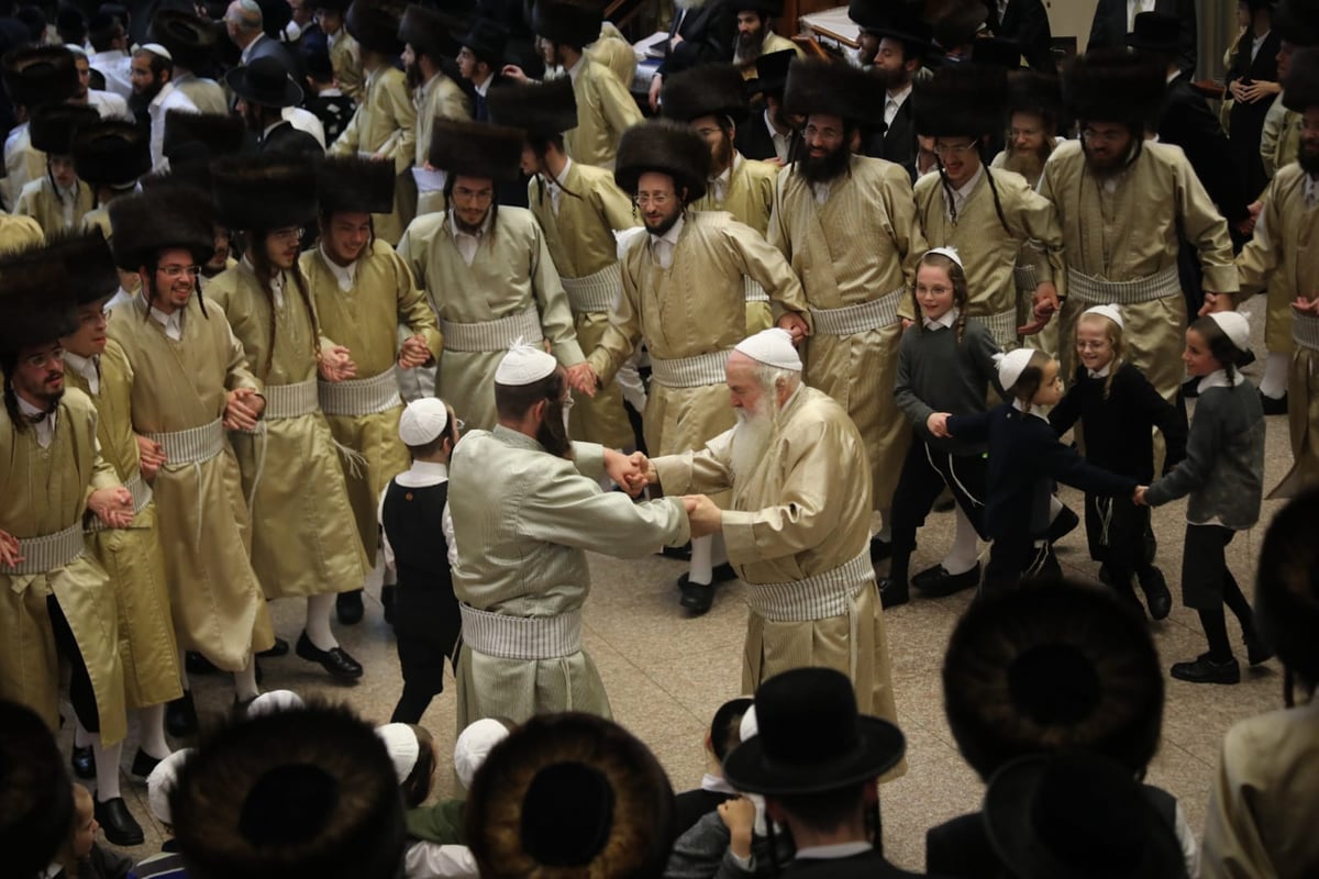 תיעוד: שמחת בית השואבה בתולדות אהרן