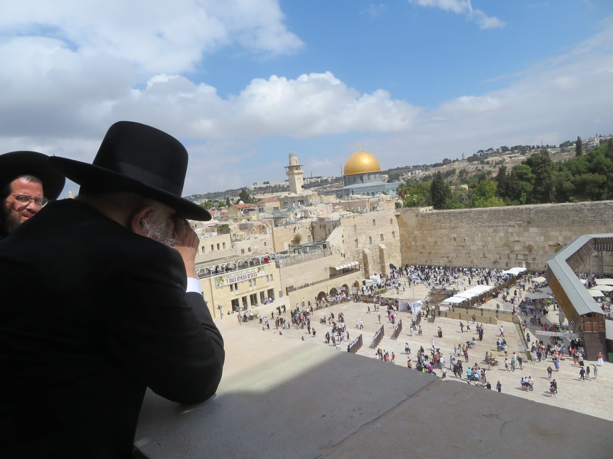 ראש הישיבה הגרב"ד פוברסקי עלה לרגל - לירושלים • תיעוד