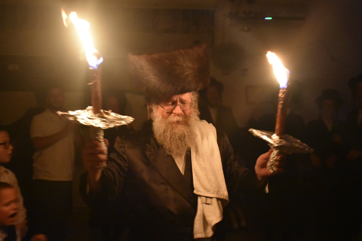 באבוקות אש: שמחת בית השואבה בלעלוב ב"ב