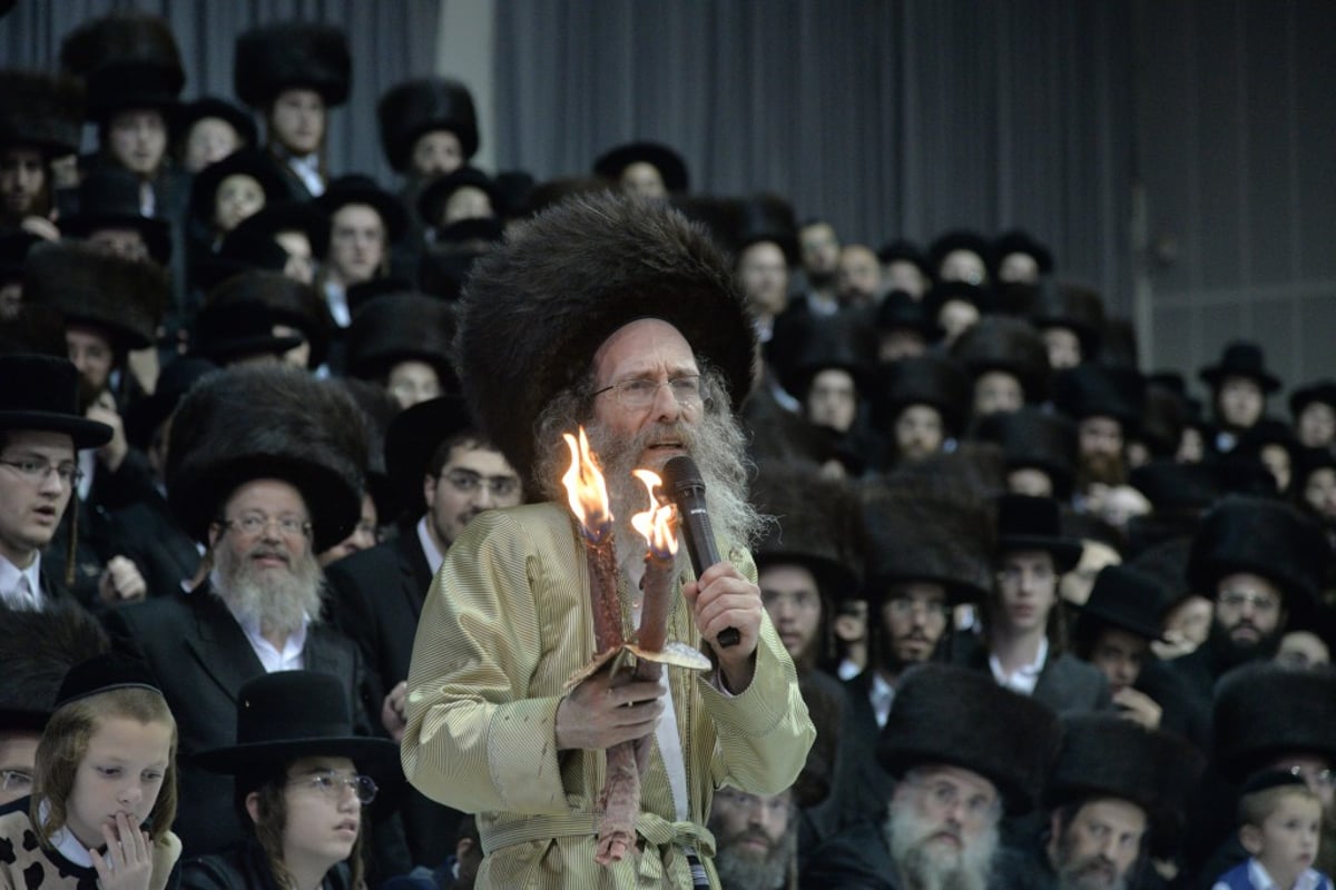 במשך שעות: רבי מיילך הקפיץ את ביתר • צפו