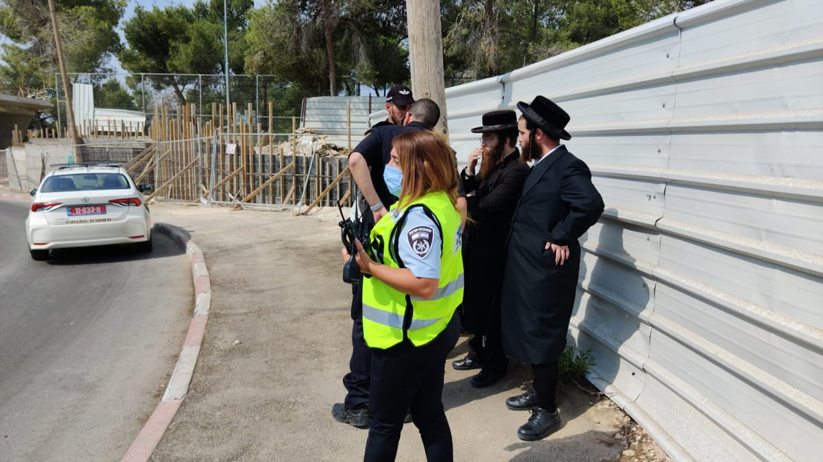 'רשות העתיקות' יצאה במבצע; מעל 60 מפגינים עוכבו