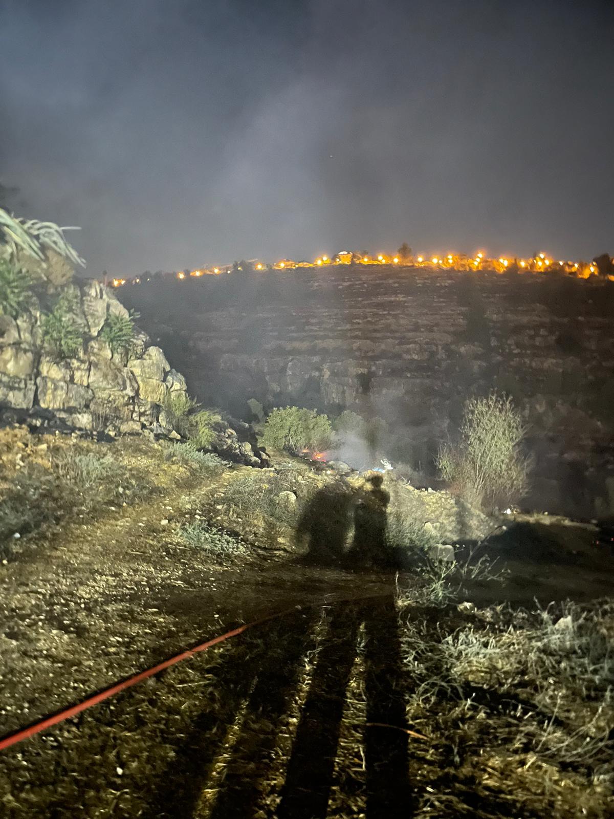 שני בתים פונו עקב שריפת שדה במבשרת