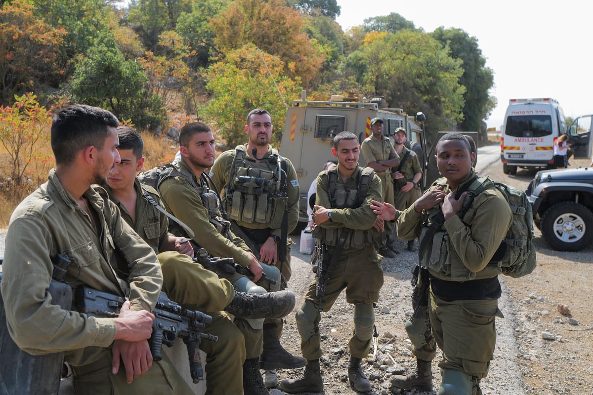 תיעוד: יהודים עלו ל'הר הבתרים' בגבול לבנון