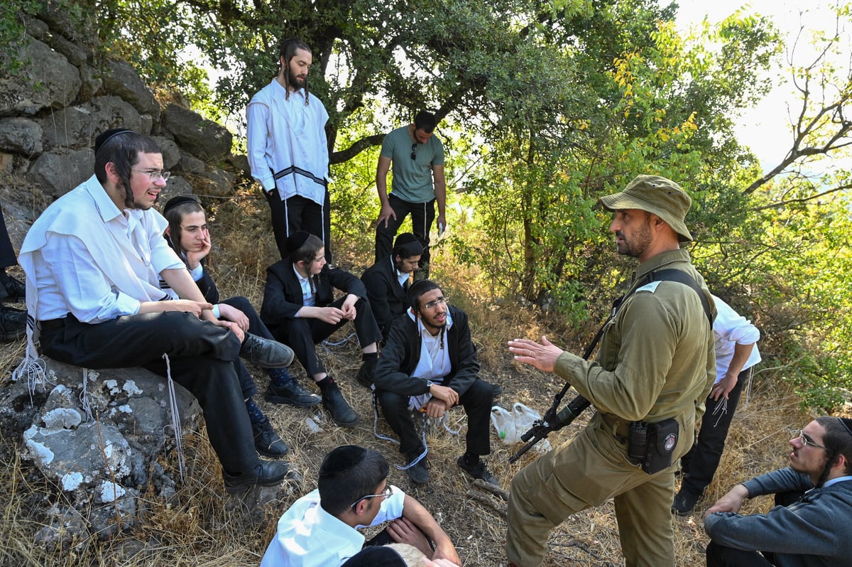 תיעוד: יהודים עלו ל'הר הבתרים' בגבול לבנון