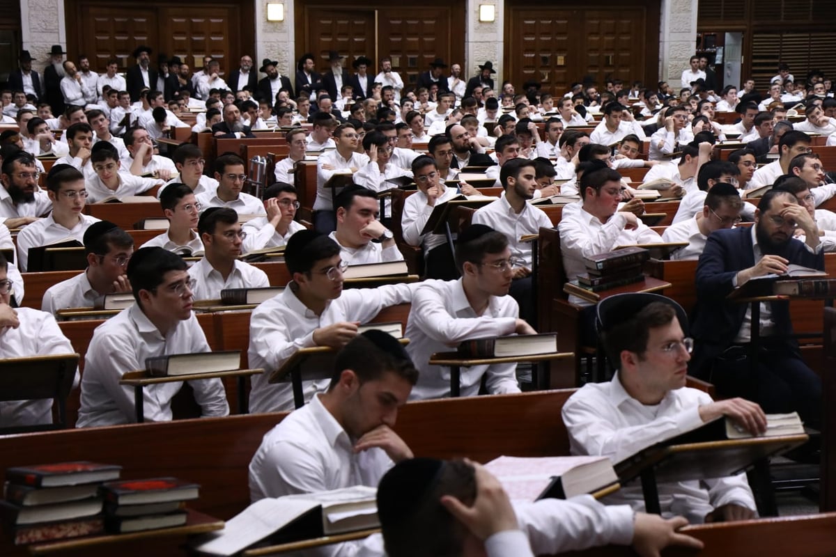 הגר"ד לנדו חיזק את 'מיר ברכפלד' • תיעוד