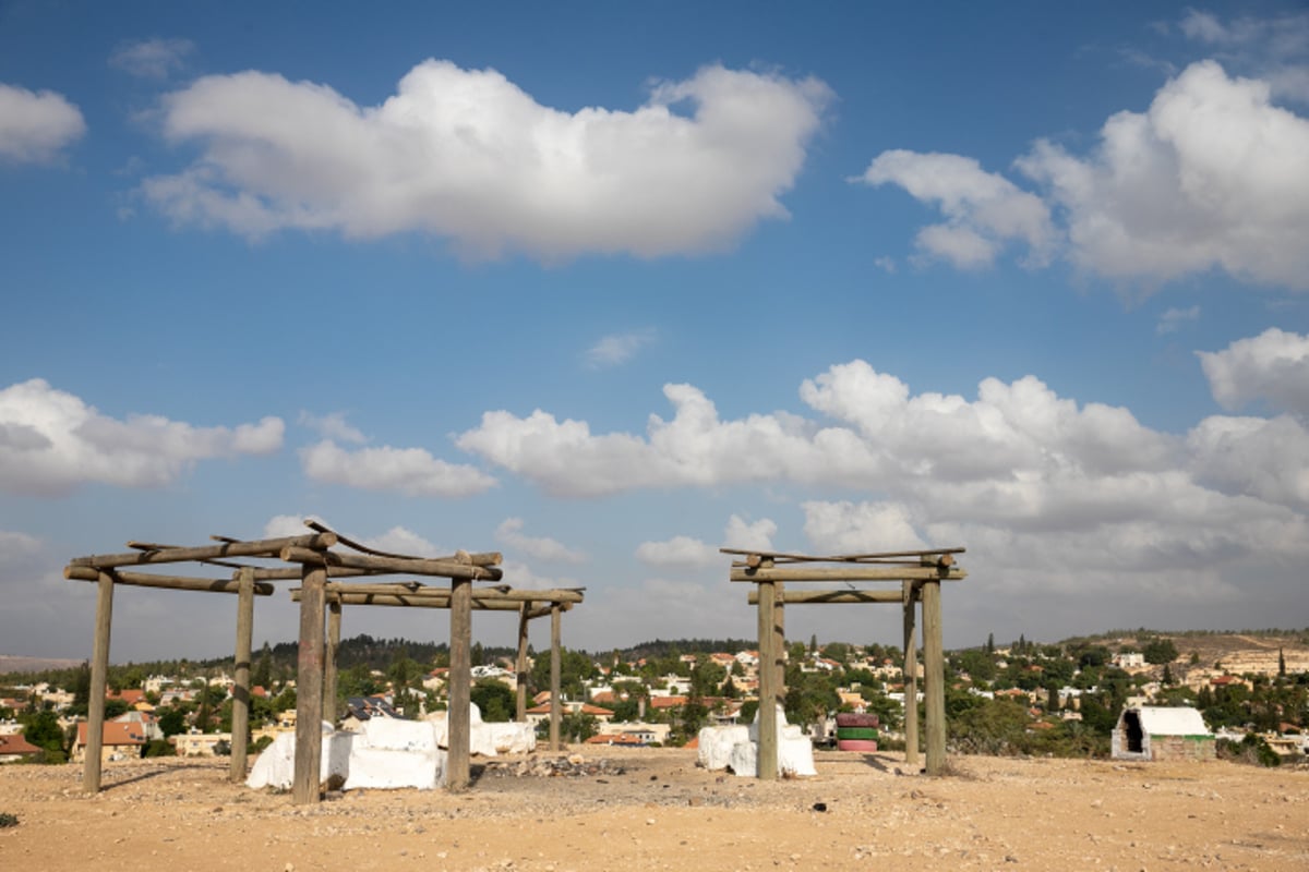 הנוף ביישוב מיתר בדרום