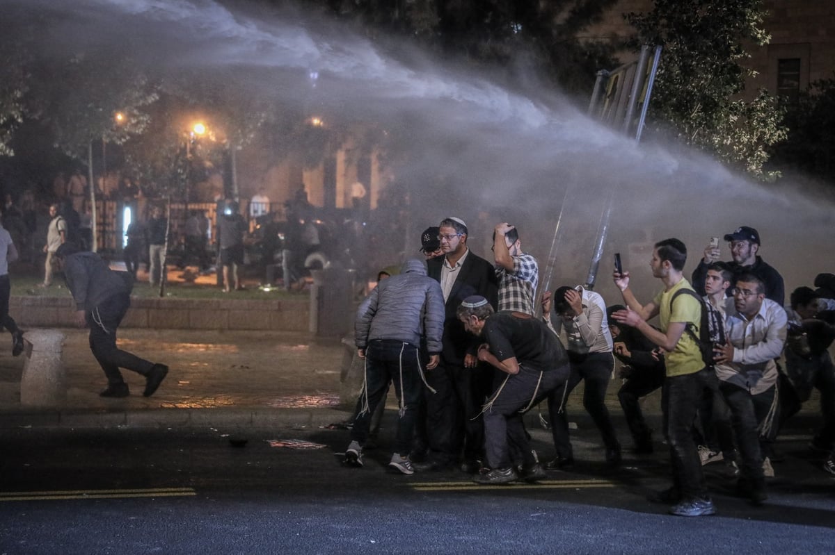 תיעוד: ההפגנה הסוערת על מות אהוביה סנדק