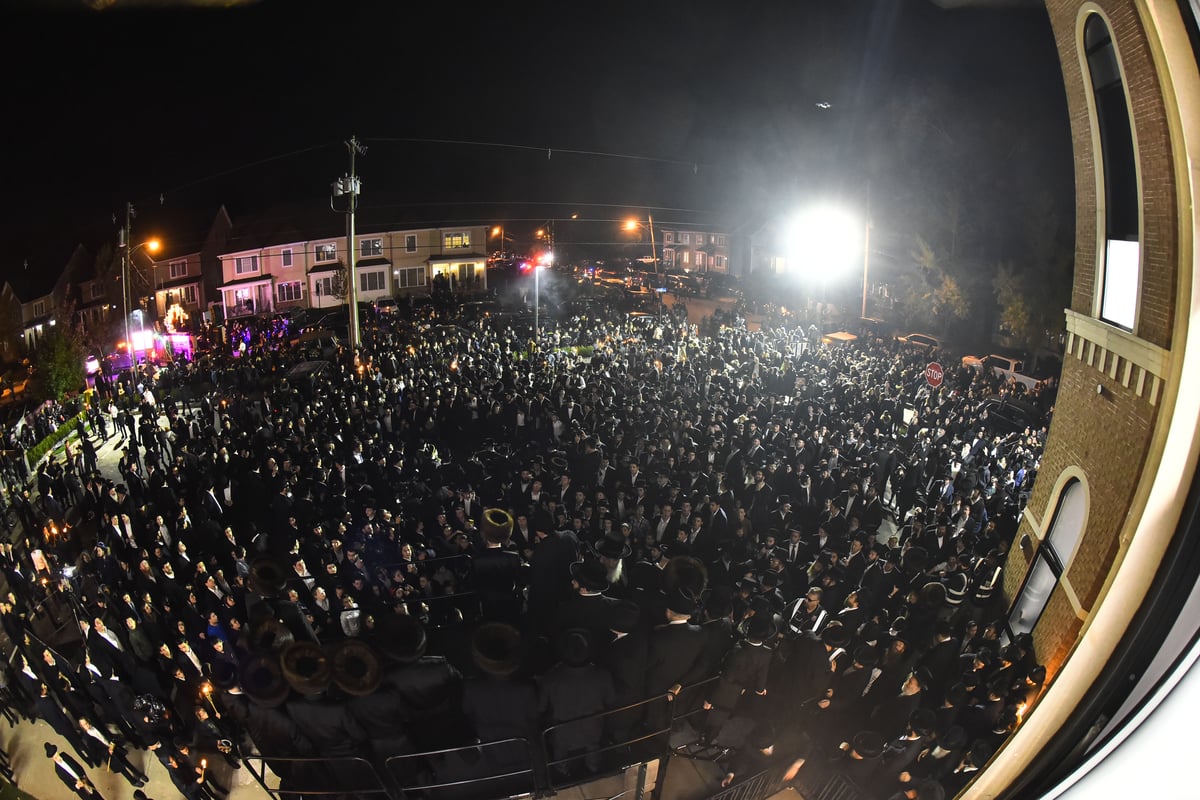 ליקווד: הרבי מסאדיגורה חנך את בית המדרש • צפו