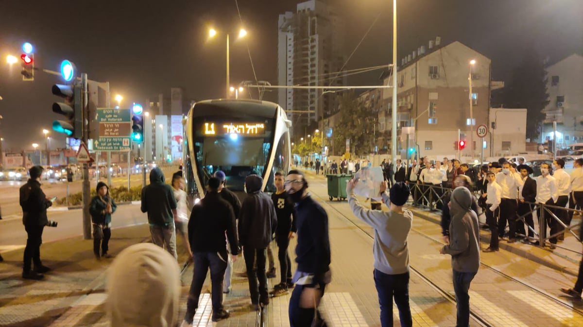 מחאת אהוביה סנדק; שבעה נעצרו • צפו