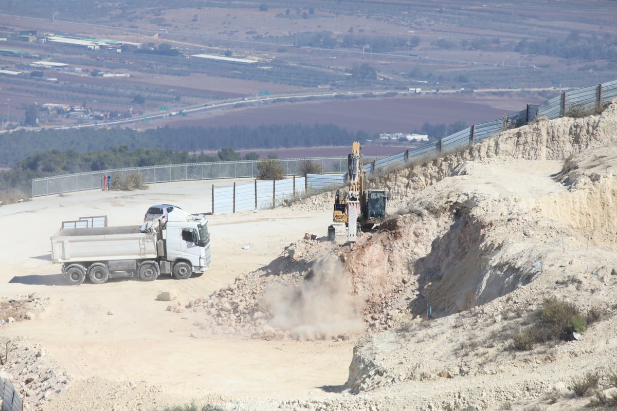 הרבי מערלוי סייר בהר יונה וערך 'לחיים'