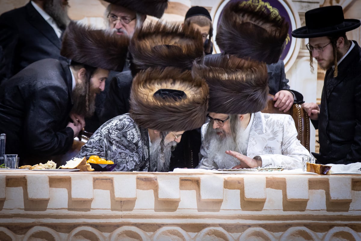 אלפי חסידי סאטמר ציינו 20 שנה להתחדשות הקהילה