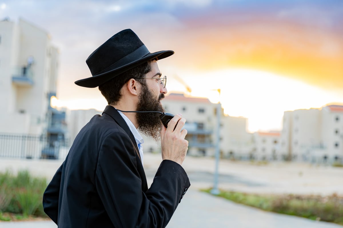 מרהיב: שיירת הטנקים של חב"ד מסביב לישראל