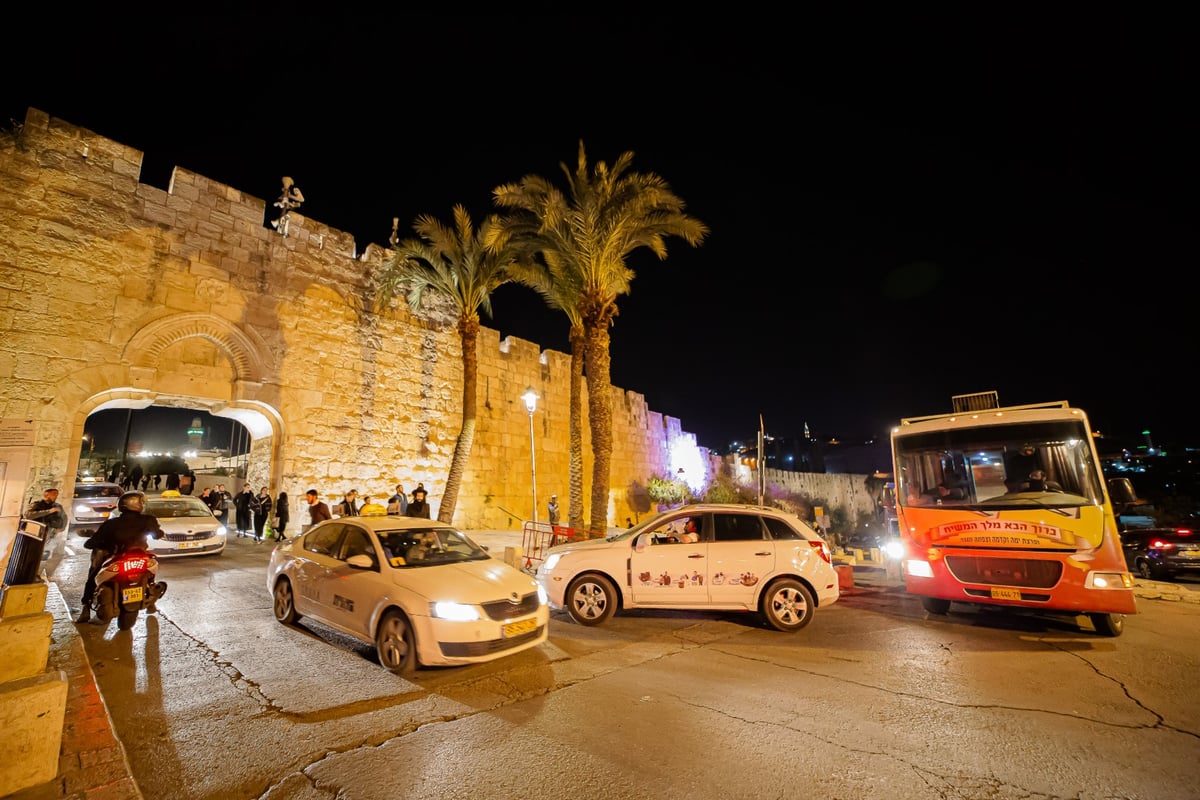 מרהיב: שיירת הטנקים של חב"ד מסביב לישראל