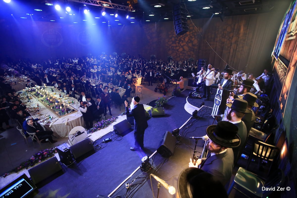 בכנס: מרן הגר"ח קנייבסקי נשאל; במה יש להתחזק? • צפו