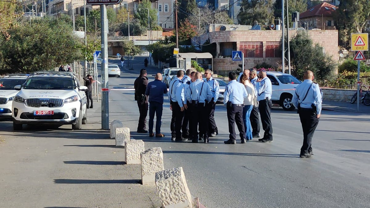 פיגוע דקירה בסמוך לקבר שמעון הצדיק; המחבלת נעצרה