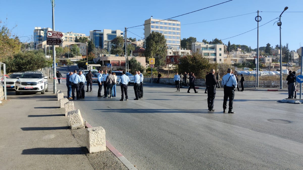 פיגוע דקירה בסמוך לקבר שמעון הצדיק; המחבלת נעצרה