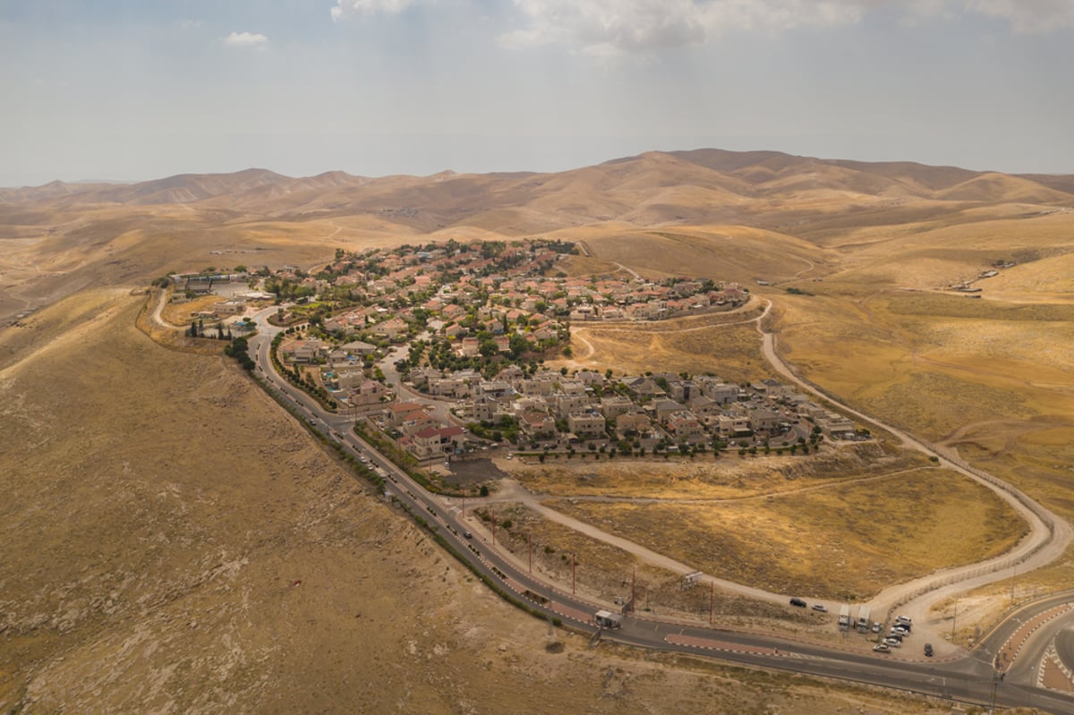 התפרצות במעלה אדומים. ארכיון