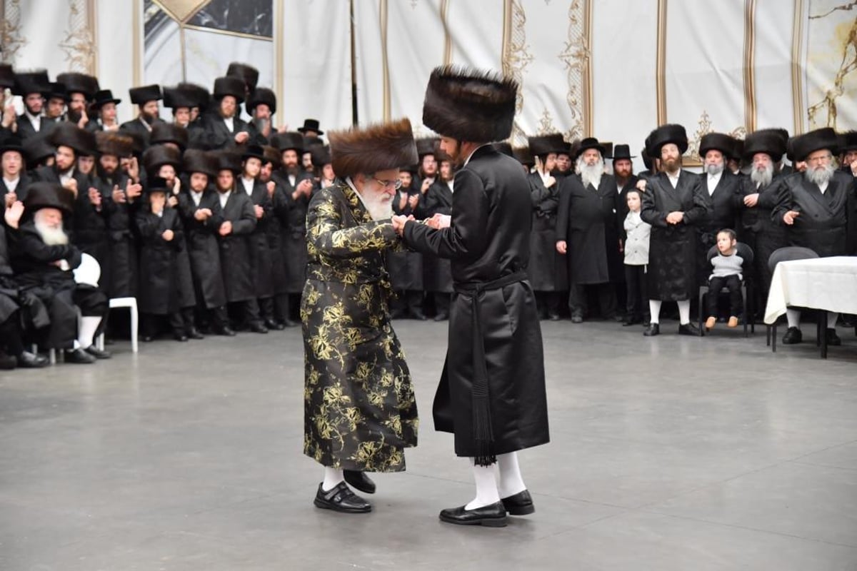 תיעוד: שמחת החתונה לנכד האדמו"ר מסווראן