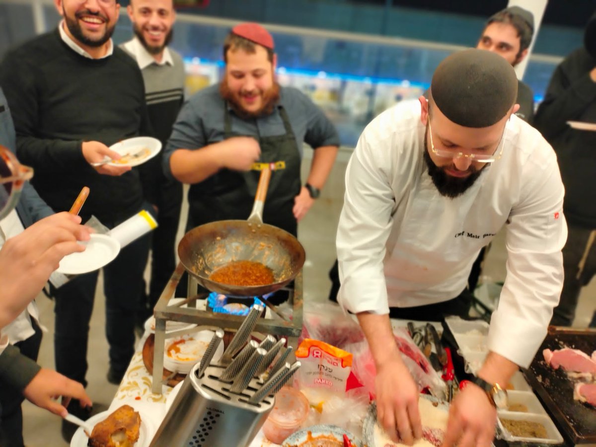 הקצב הראשי של וולדאן בקורס קצבות בשר