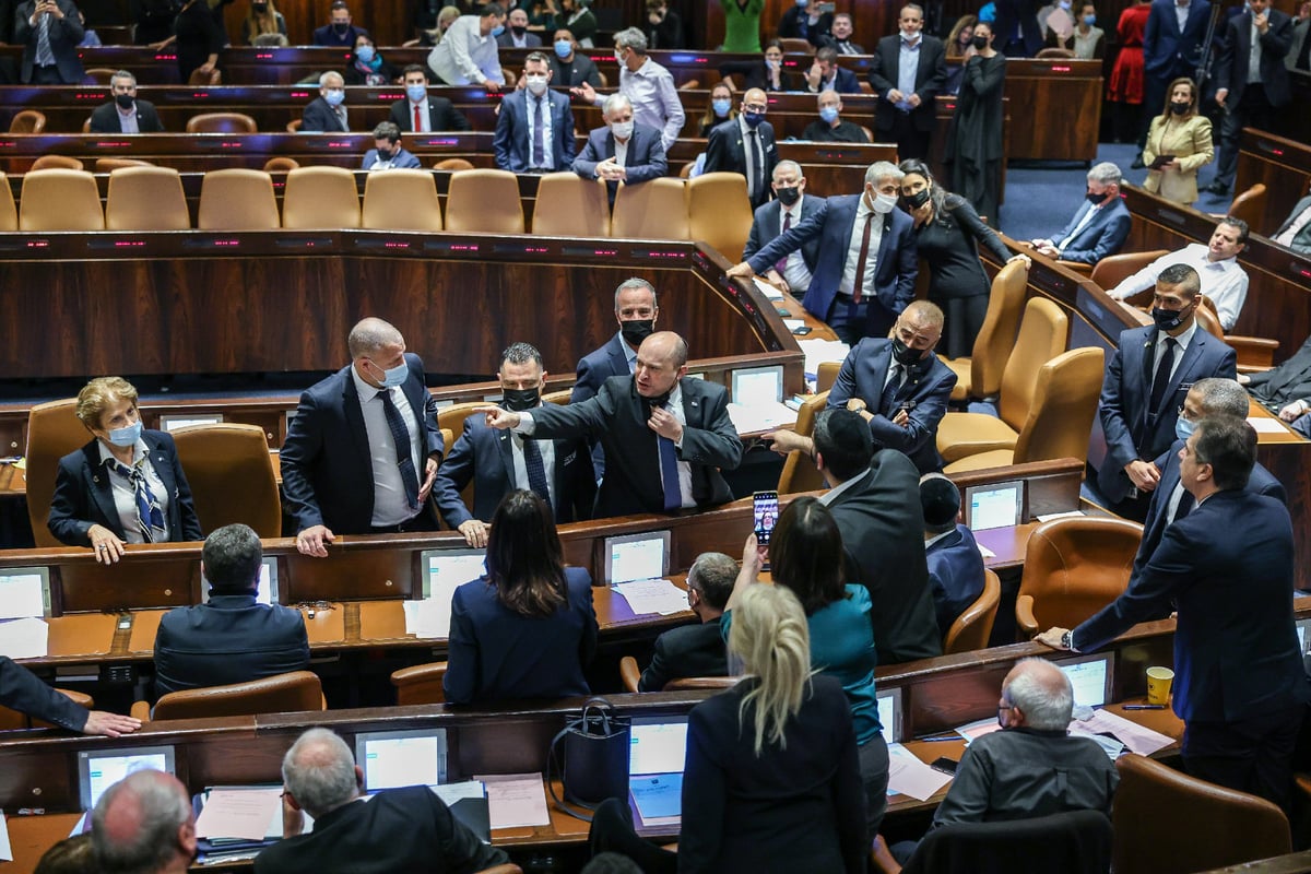 פינדרוס: "חשש כבד למצבו הבריאותי הנפשי של בנט"