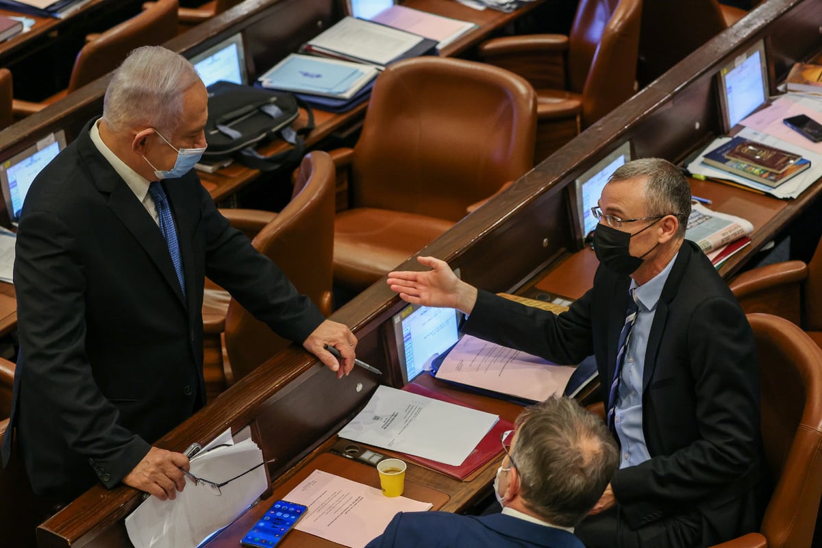 "לך, לך"; ההצבעה על חוק החשמל גררה צעקות ועימותים