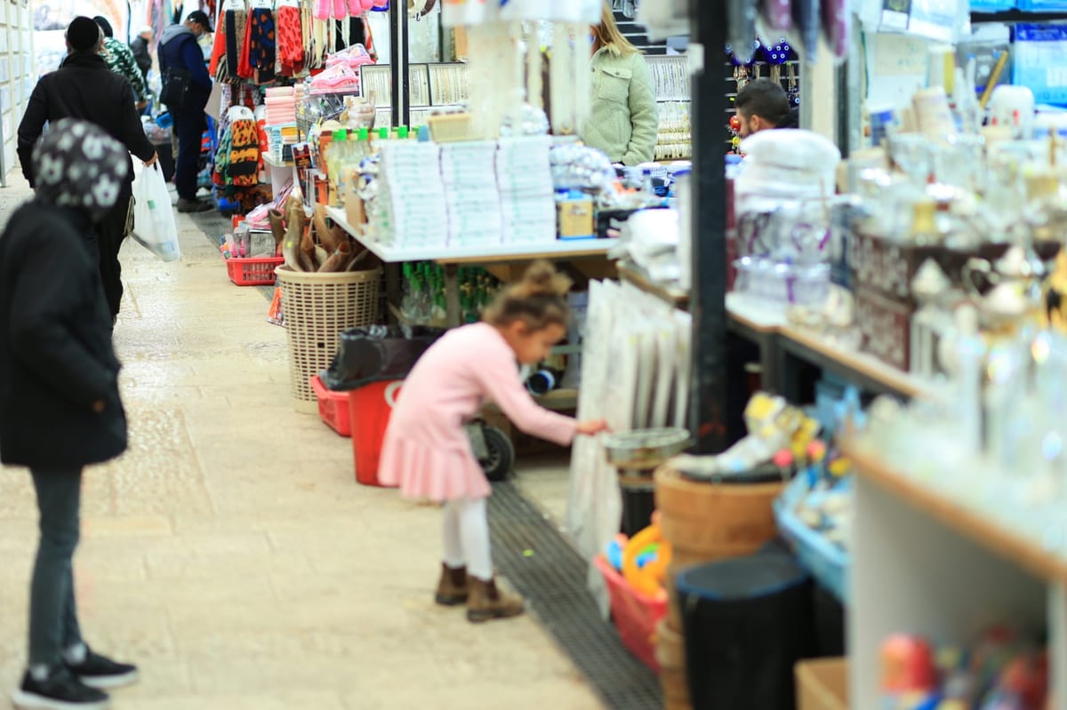 ערב ט"ו בשבט בקבר רבי מאיר בעל הנס • תיעוד