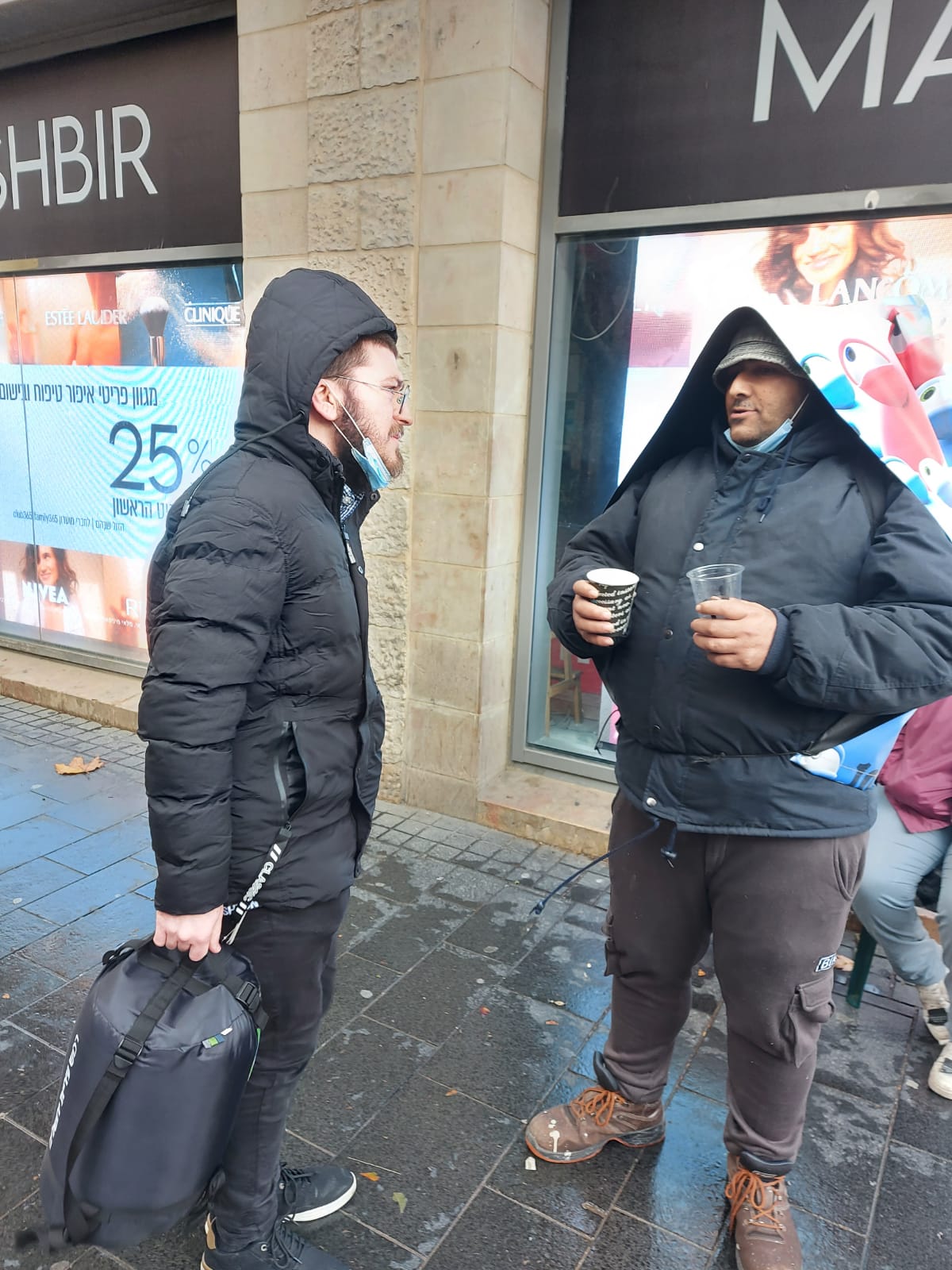 חולם לחזור למשפחה.