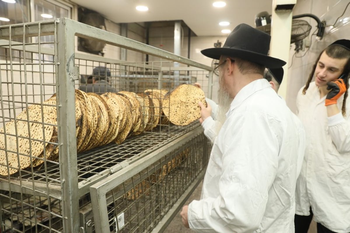 כך נערכים ברוסיה לקראת חג הפסח • תיעוד