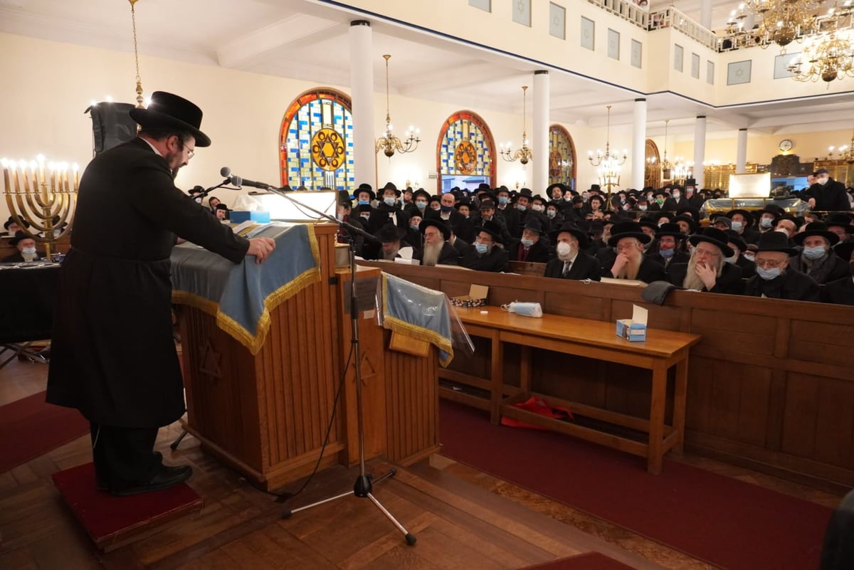 תיעוד: אלפים ליוו למנוחות את רבי דוד משה ליברמן זצ"ל