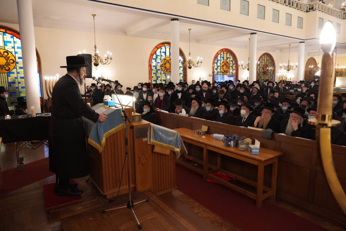 תיעוד: אלפים ליוו למנוחות את רבי דוד משה ליברמן זצ"ל